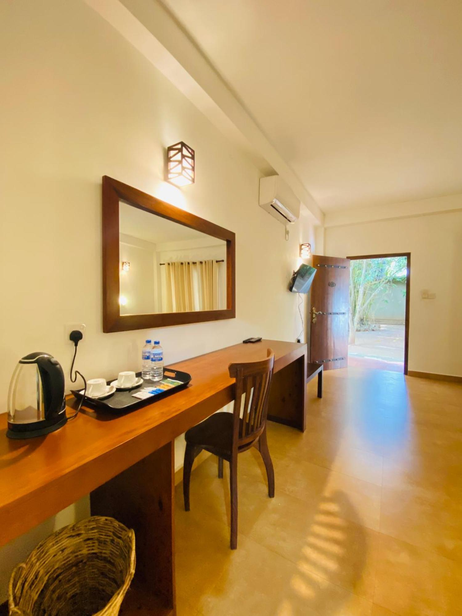 Tropicara Resort Sigiriya Exterior foto